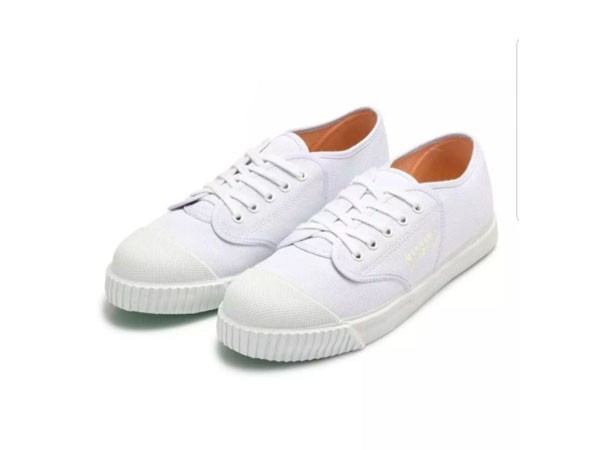 รองเท้าผ้าใบ 44-45