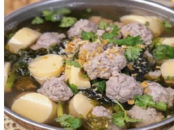 แกงจืดหมูสับสาหร่าย