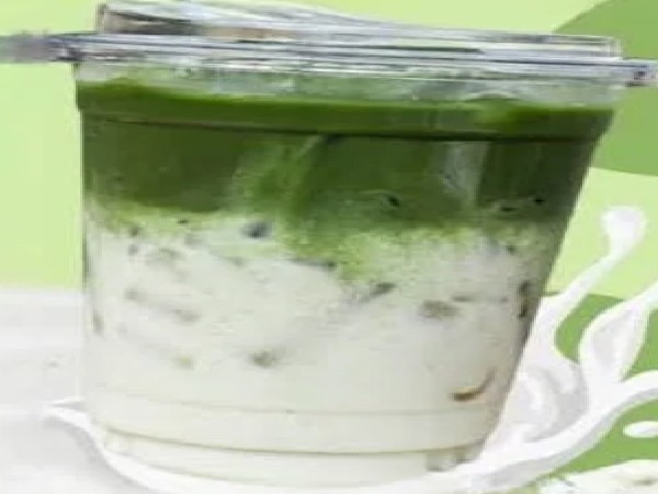 มัทฉะลาเต้เย็น