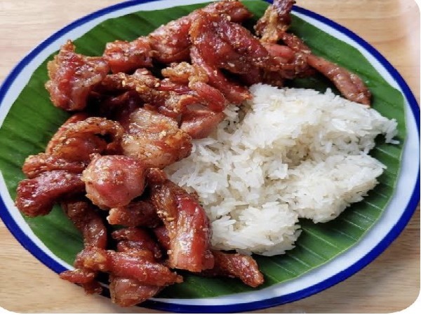 ข้าวเหนียวหมูทอด(แห้ง)