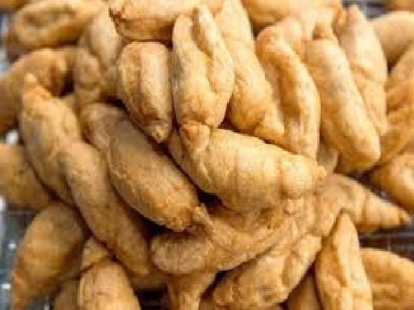 ลูกชิ้นปลาระเบิดทอด