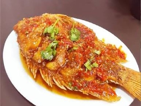 ปลาทับทิมทอดราดพริก