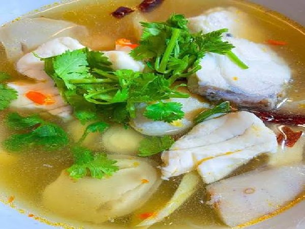 ต้มยำปลาทับทิม (เต็มตัว)